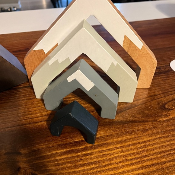 Mountain book ends & stacking figures - Picture 4 of 6